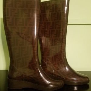 Fendi rainboots